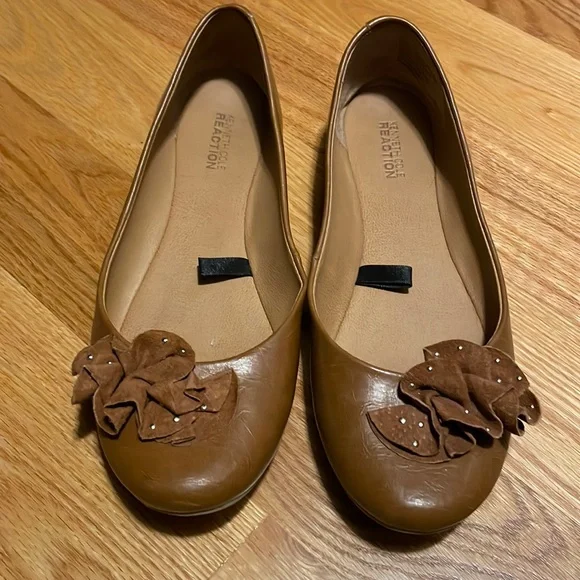 Kenneth cole deals reaction flats